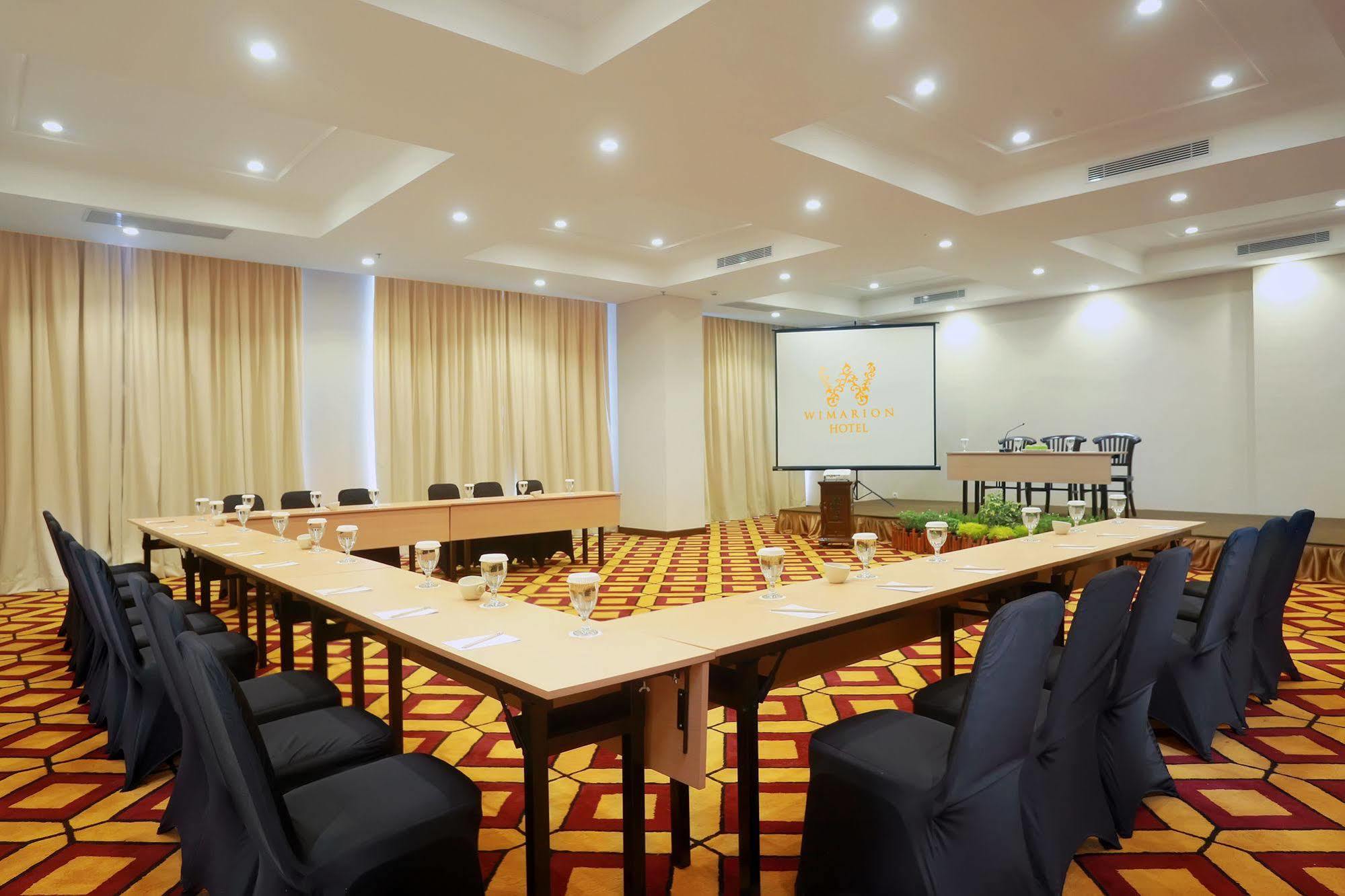 Wimarion Hotel Semarang Exterior photo